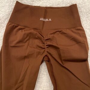 Brown Aurola Scrunch Leggings